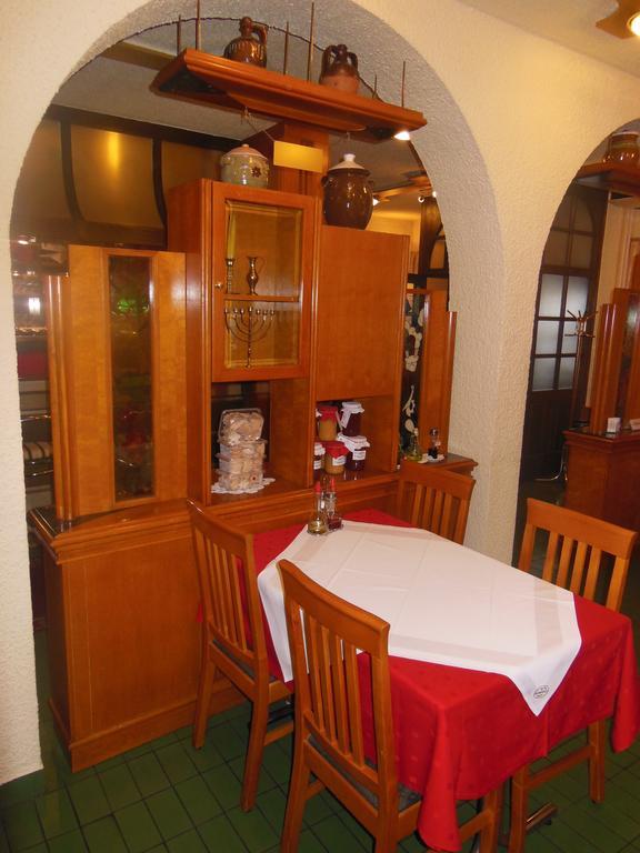 Hotel Pri Belokranjcu Novo Mesto Dış mekan fotoğraf